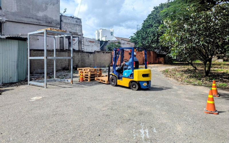 Học Lái Xe Nâng Ở Bình Dương, Uy Tín, Chất Lượng, Chi Phí Thấp 2 hoc-lai-xe-nang-o-binh-duong