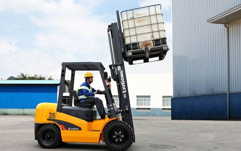 thời hạn của chứng chỉ xe nâng là bao lâu