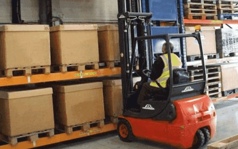 Phân Biệt Chứng Chỉ Xe Nâng Hàng Và Chứng Chỉ Xe Nâng Người 2 Chứng chỉ xe nâng hàng và xe nâng người có khác nhau không