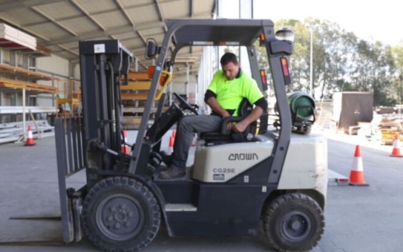 nghe-lai-xe-nang-can-bang-cap-gi