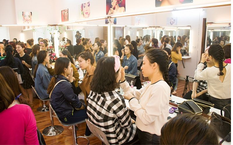 Tuyển Sinh Đào Tạo Chứng Chỉ MAKEUP 2 học chứng chỉ makeup