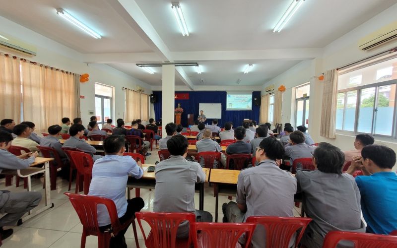 An toàn lao động nhóm 4