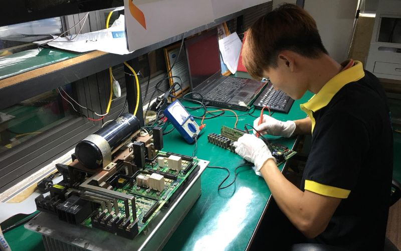 Khóa Học Sửa Chữa Bo Mạch Điện Tử - Trường Kỹ Thuật JUN OPEN 2 Học sửa bo mạch điện tử